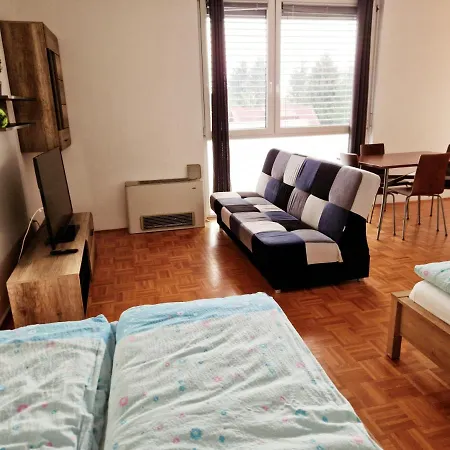 Apartments And Studios Perunika Moravske Toplice Exterior photo