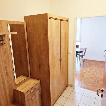 Apartments And Studios Perunika Moravske Toplice Exterior photo